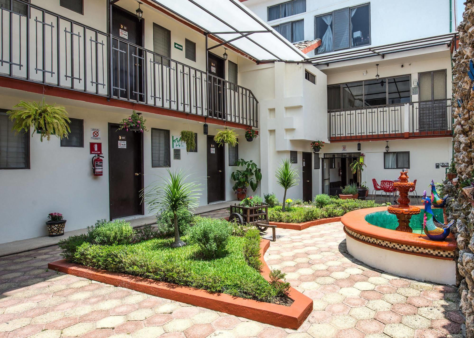 Hotel Lunada Comitan de Dominguez Buitenkant foto